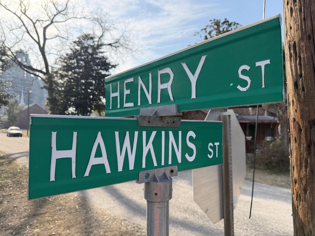 604 Henry St. Photo 18