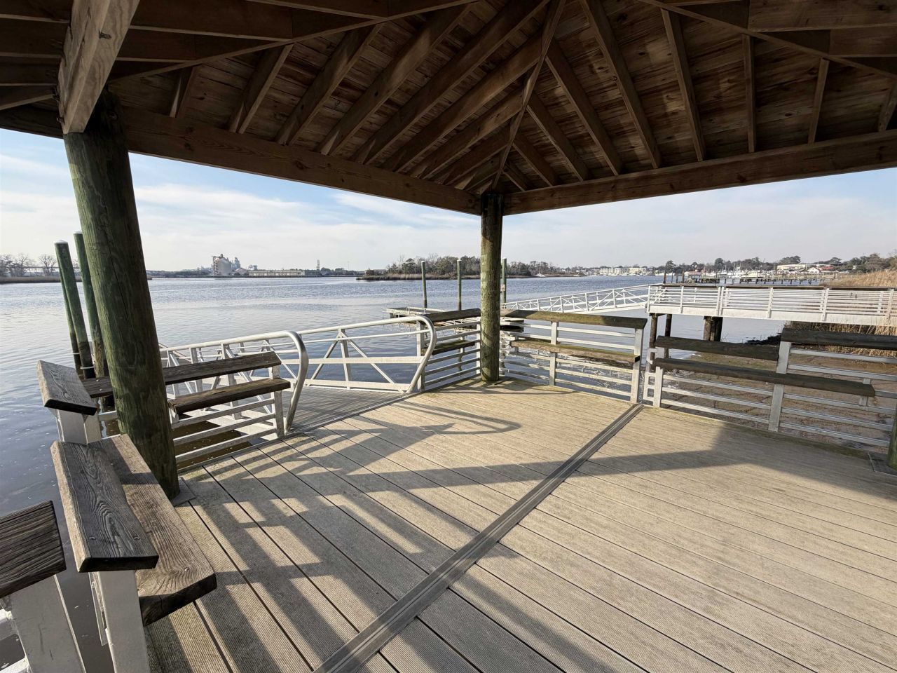 604 Henry St. Photo 22