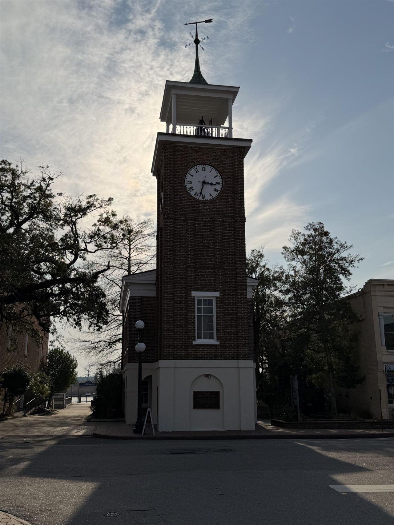 604 Henry St. Photo 24