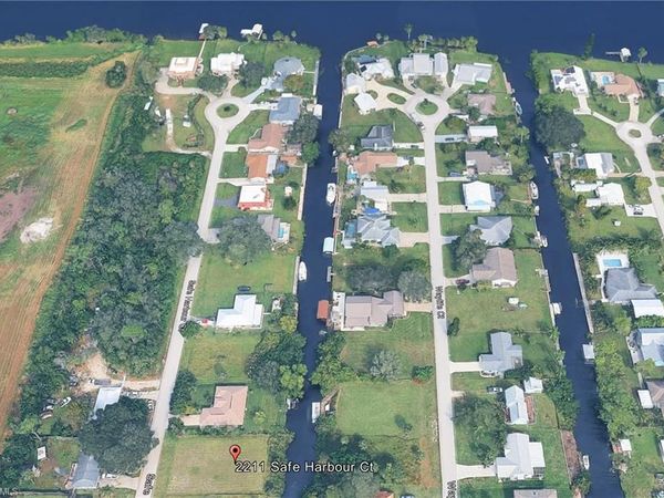 2211 Safe Harbour CT , ALVA, FL 33920