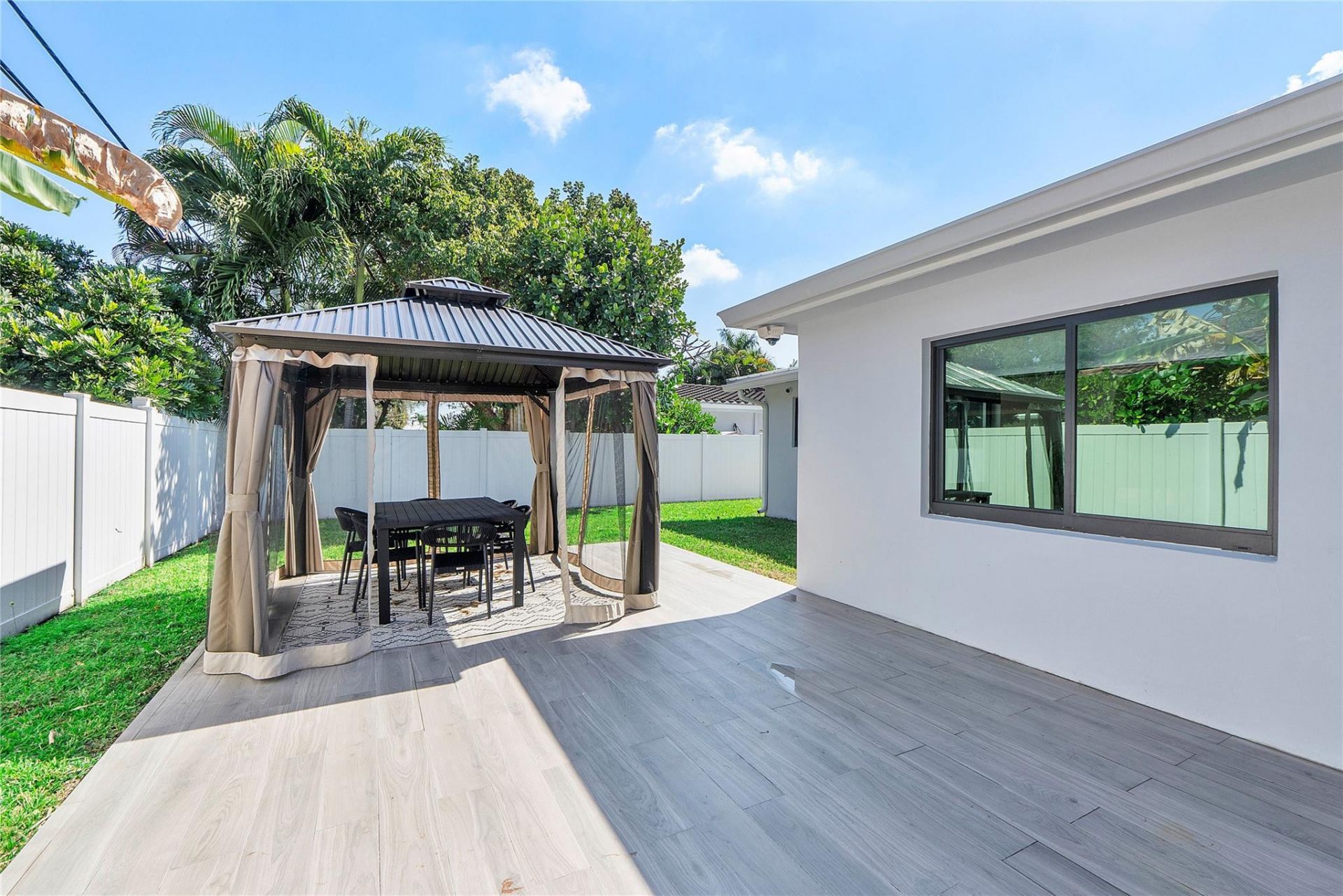 1881 NE 27th Street, Lighthouse Point, FL 33064 Photo