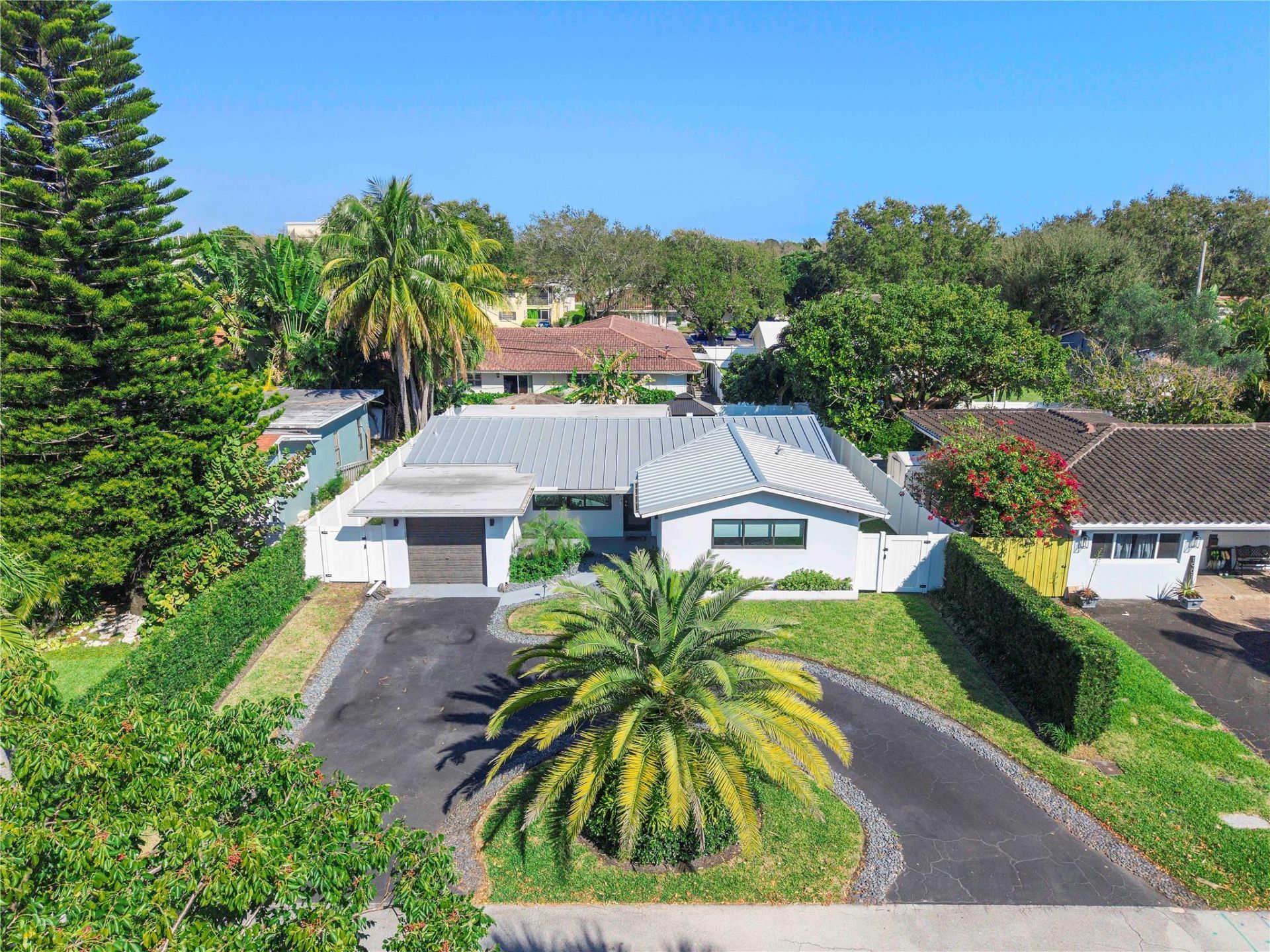 1881 NE 27th Street, Lighthouse Point, FL 33064 Photo