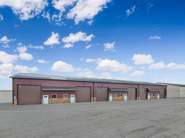 5060 50th Avenue S, Fargo, ND 58104