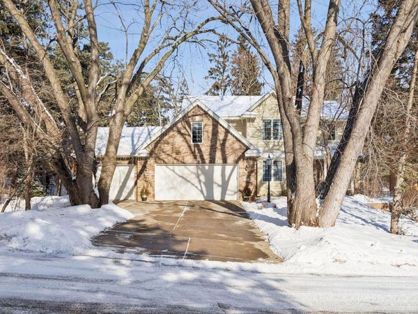 705 Valley View Court, Shoreview, MN 55126
