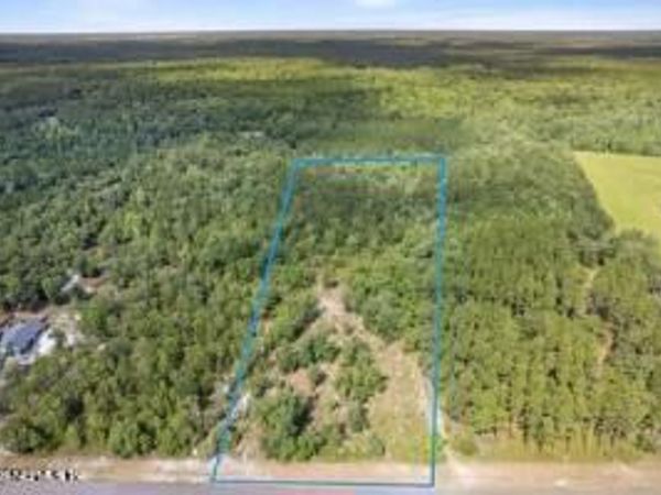 14014 DUNROVEN Drive, Bryceville, FL 32009