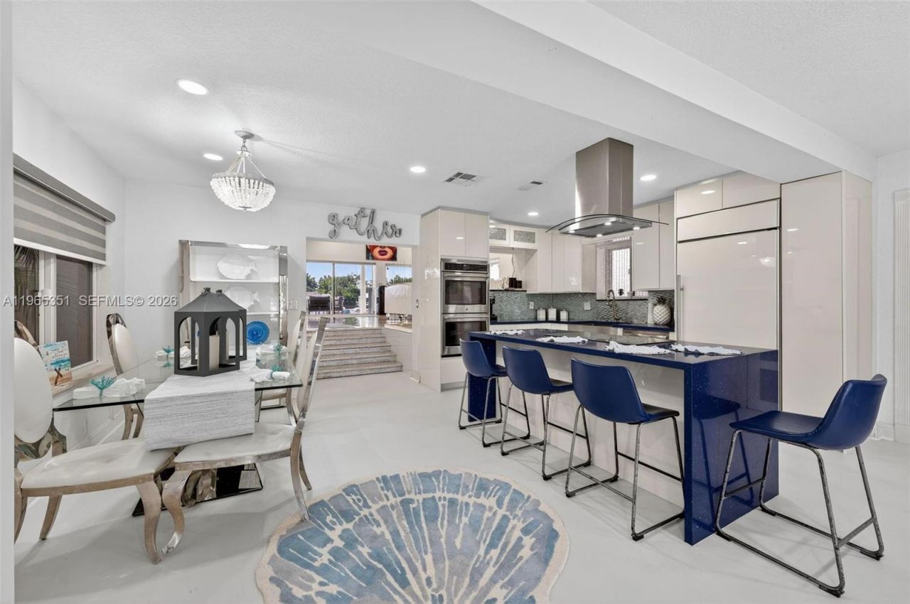 317 S Riverside Dr, Pompano Beach, FL 33062 Photo