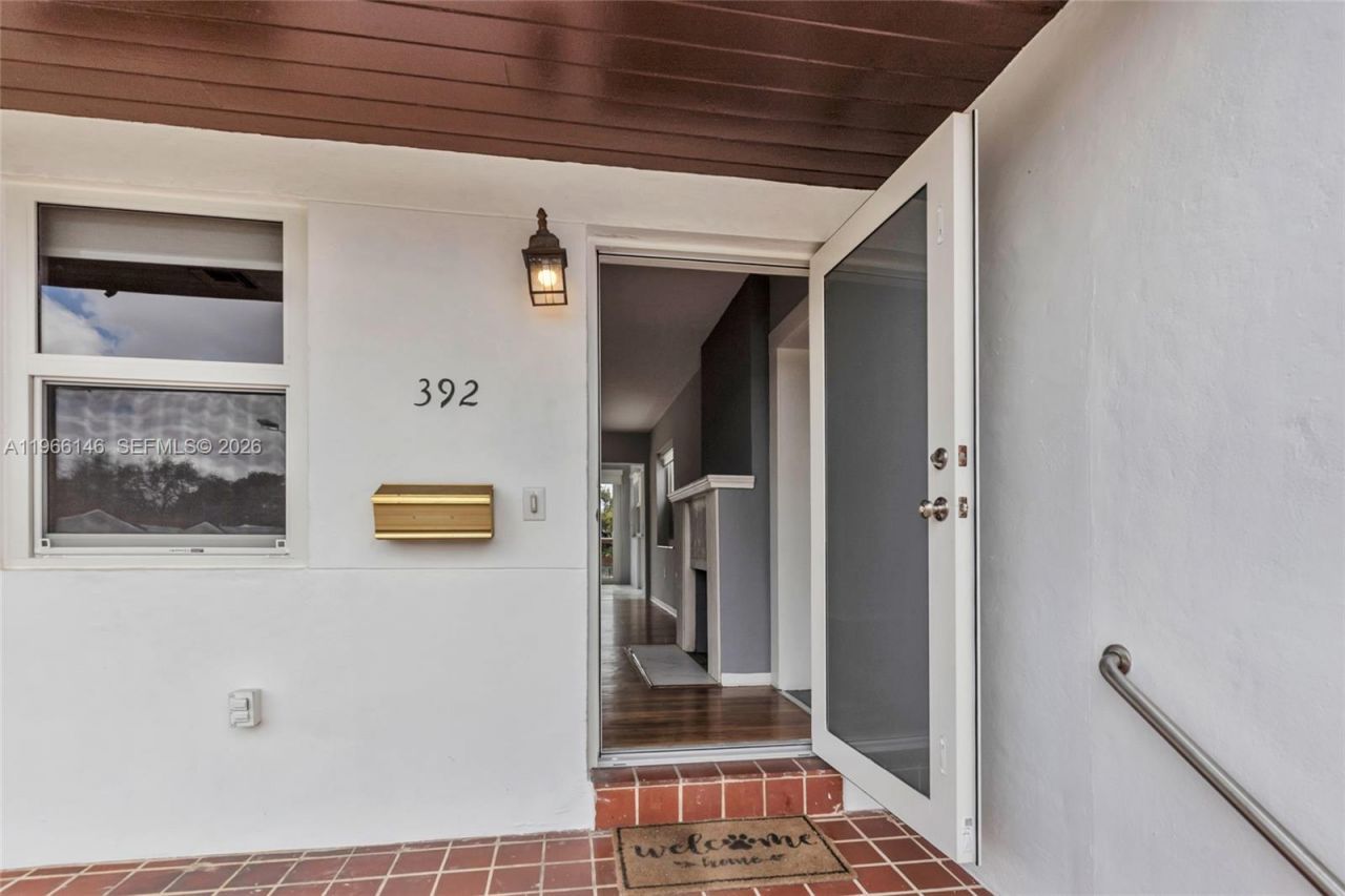 392 Payne Dr, Miami Springs, FL 33166 Photo