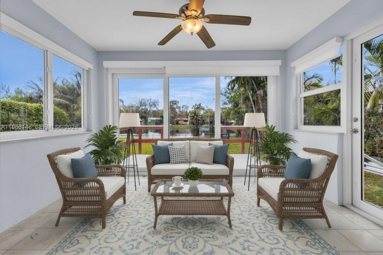 392 Payne Dr, Miami Springs, FL 33166 Photo