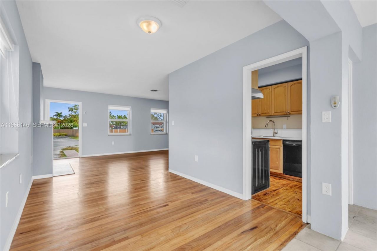 392 Payne Dr, Miami Springs, FL 33166 Photo