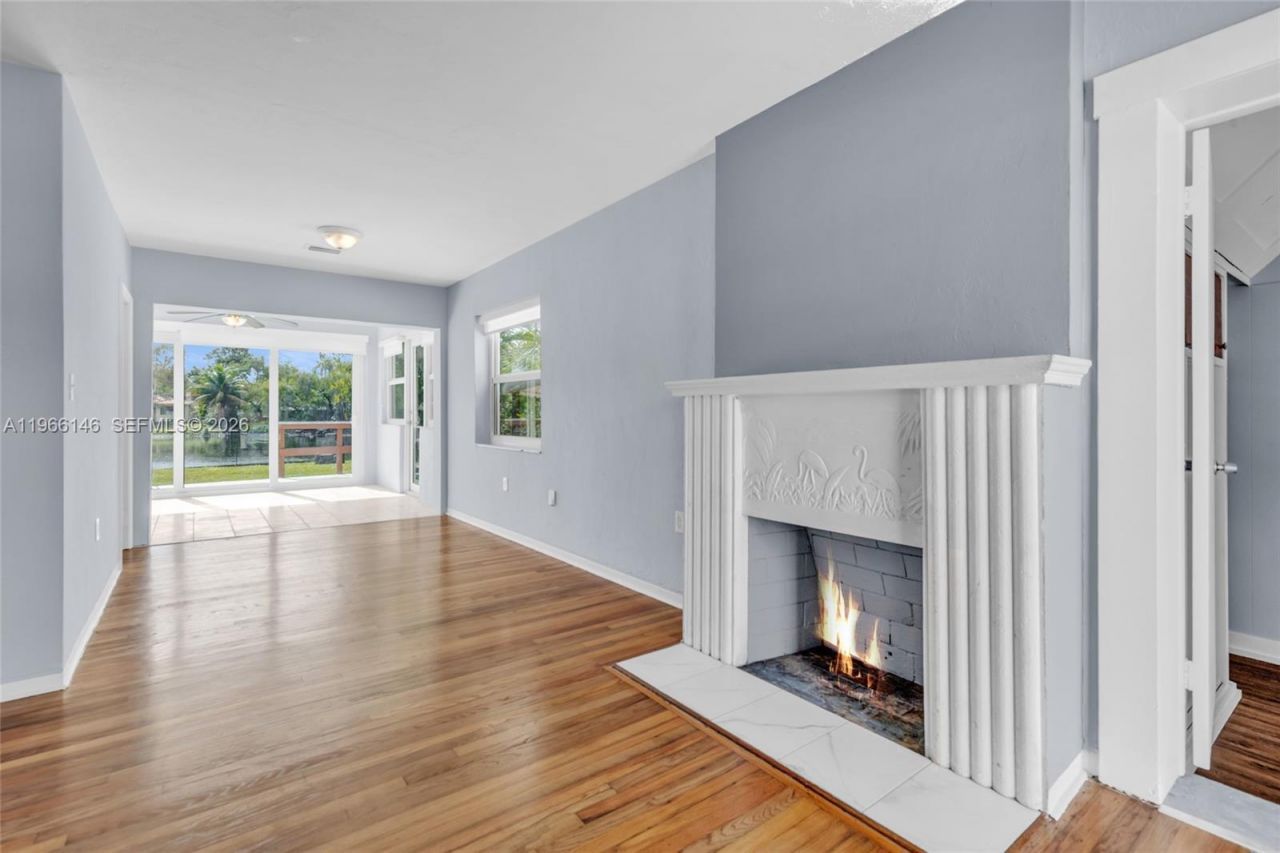 392 Payne Dr, Miami Springs, FL 33166 Photo