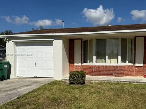 9501 SW 62nd St , Miami, FL 33173