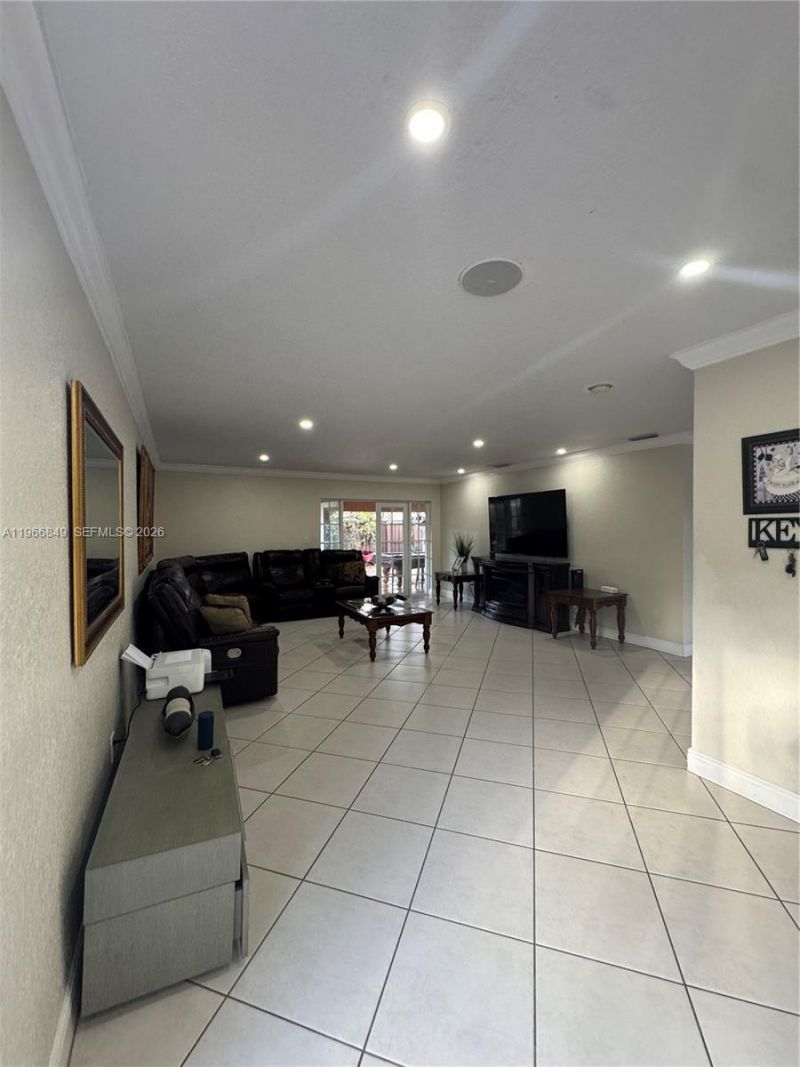 12545 SW 31st Ter, Miami, FL 33175 Photo