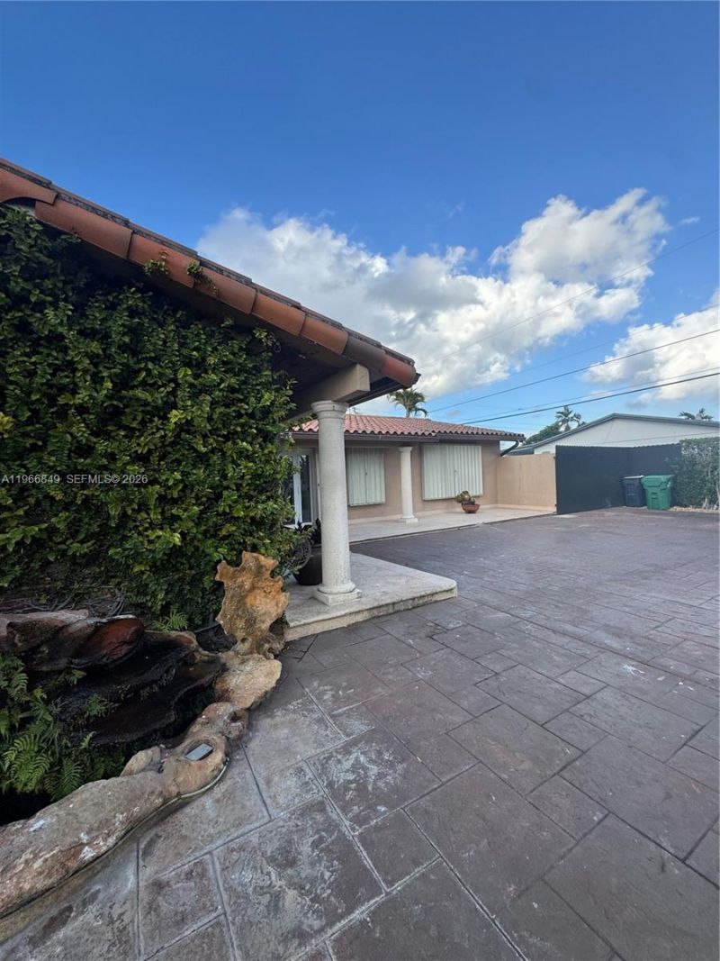 12545 SW 31st Ter, Miami, FL 33175 Photo