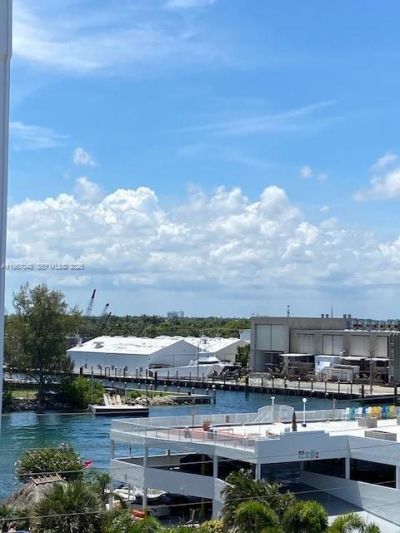 3201 NE 14th St Cswy , Unit 605, Pompano Beach, FL 33062 Photo