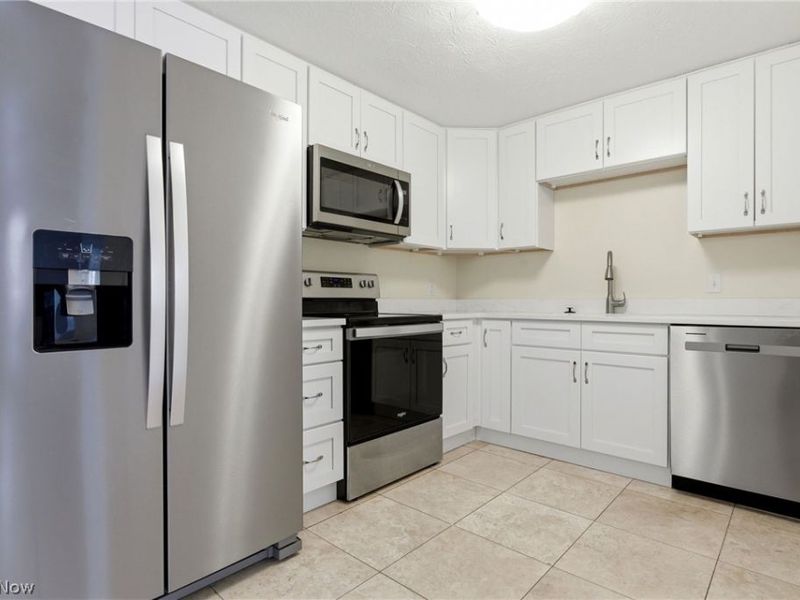 173 Chapel Hill Drive NW, Warren, OH 44483 Photo 10