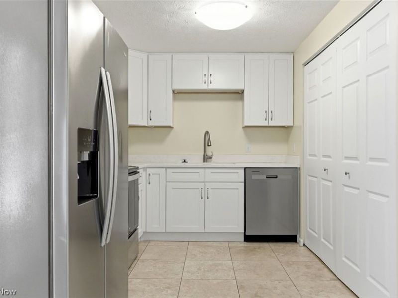 173 Chapel Hill Drive NW, Warren, OH 44483 Photo 12