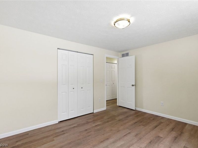 173 Chapel Hill Drive NW, Warren, OH 44483 Photo 16