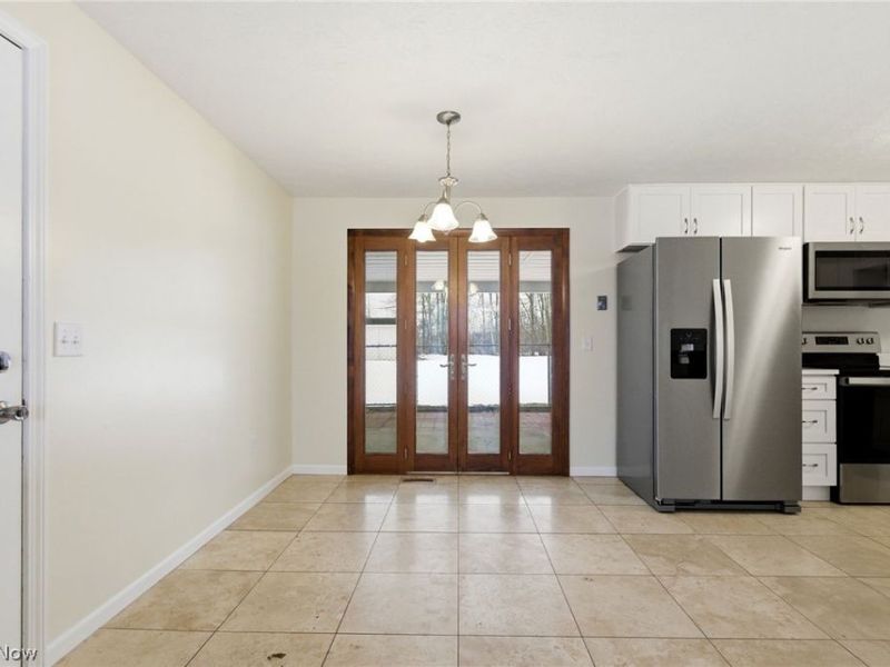 173 Chapel Hill Drive NW, Warren, OH 44483 Photo 6