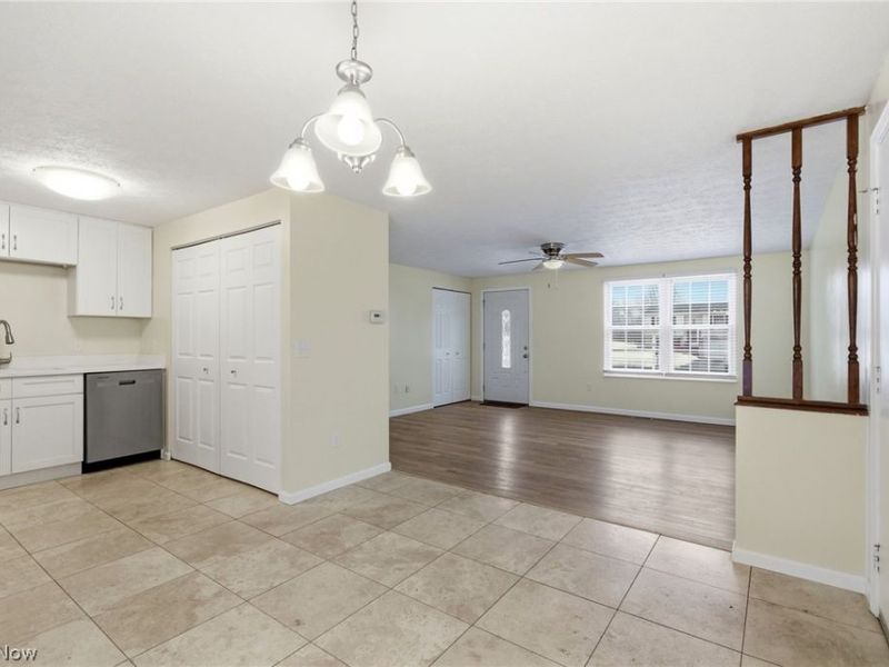 173 Chapel Hill Drive NW, Warren, OH 44483 Photo 9