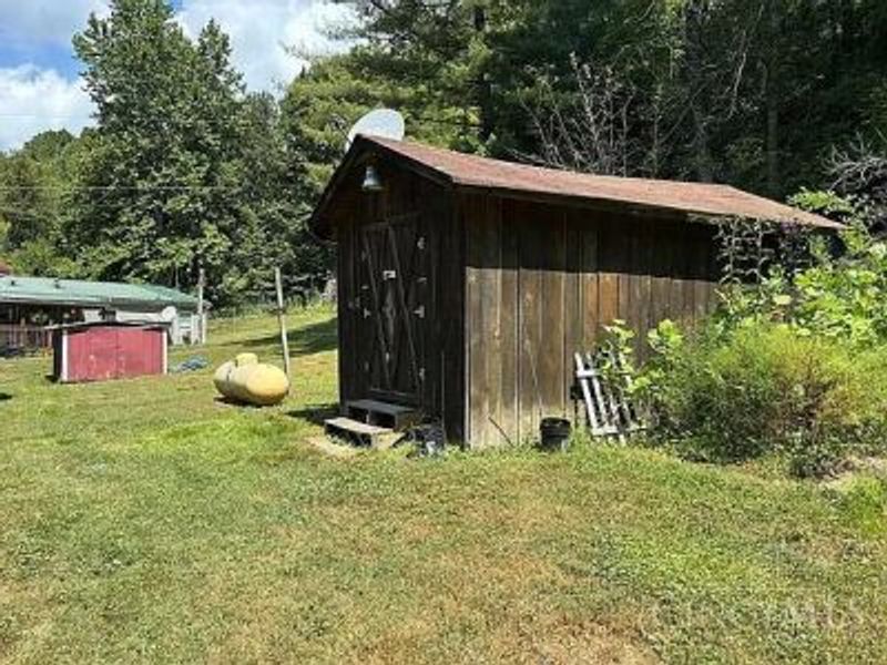 379 Mutton Run Road, Jackson Twp, OH 45601 Photo 21