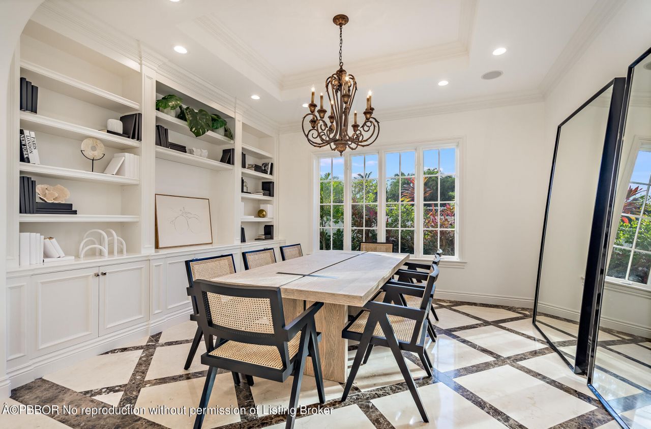 233 El Pueblo Way, Palm Beach, FL 33480 Photo