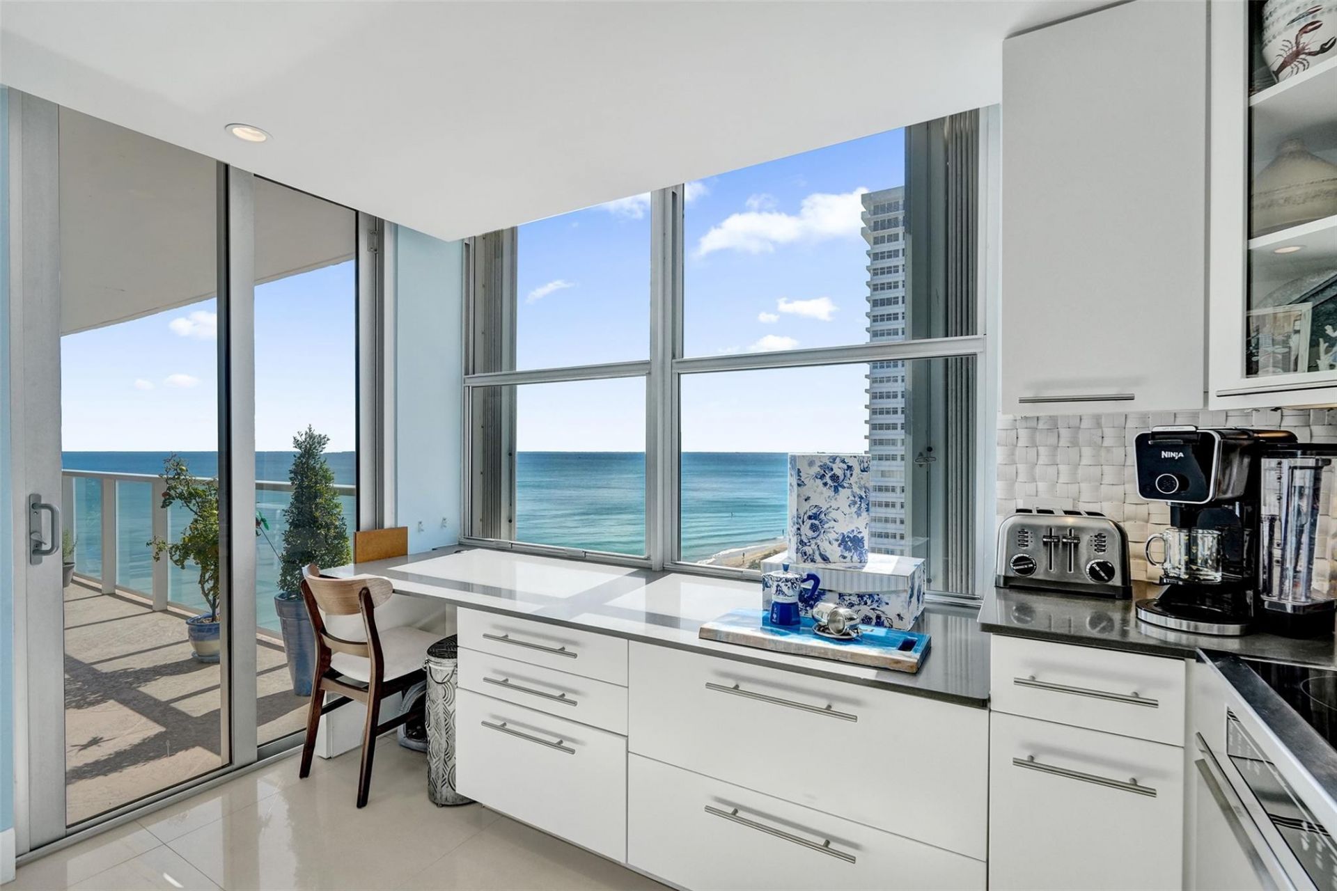 4300 N Ocean Boulevard, Unit 10M, Fort Lauderdale, FL 33308 Photo