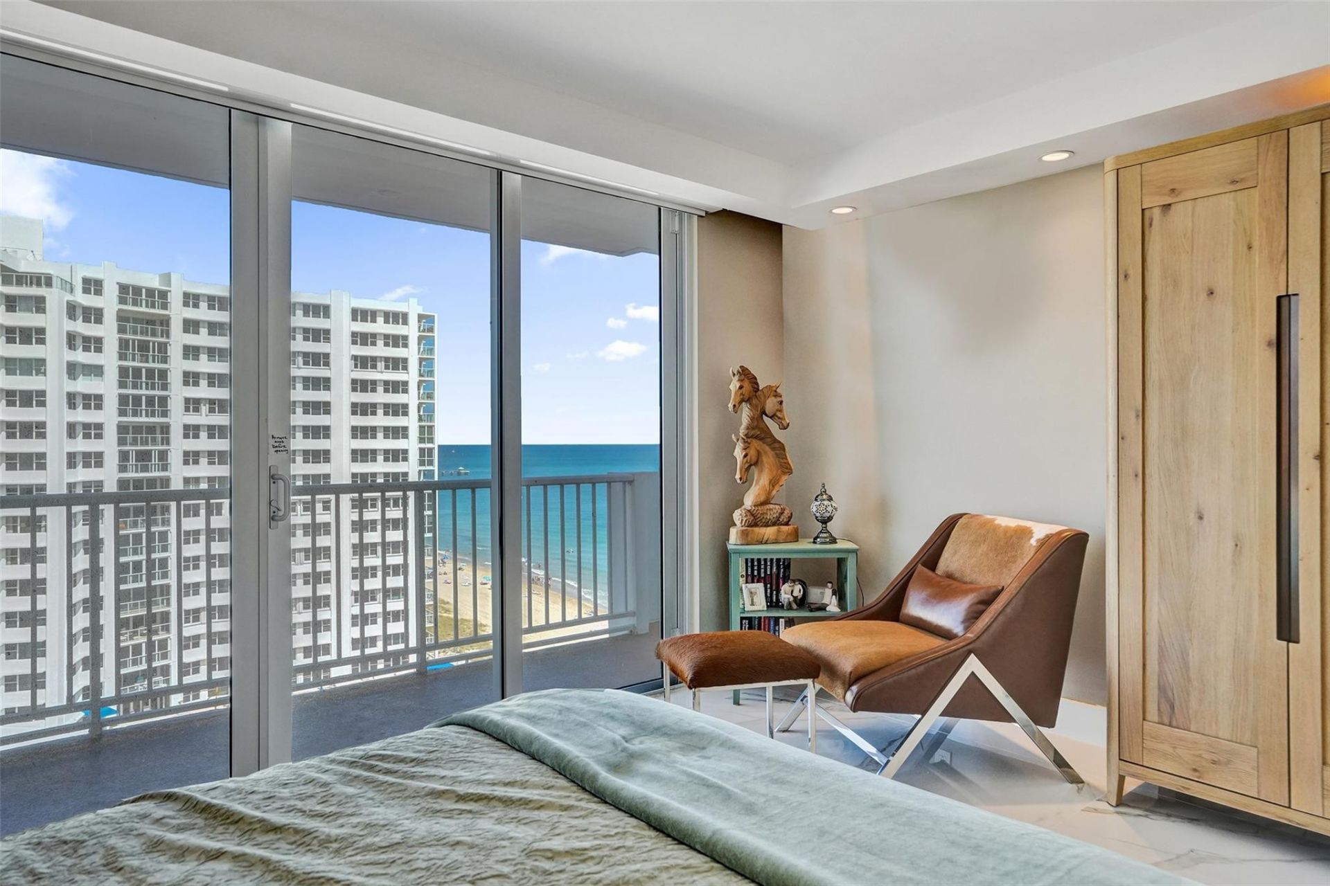 4300 N Ocean Boulevard, Unit 10M, Fort Lauderdale, FL 33308 Photo