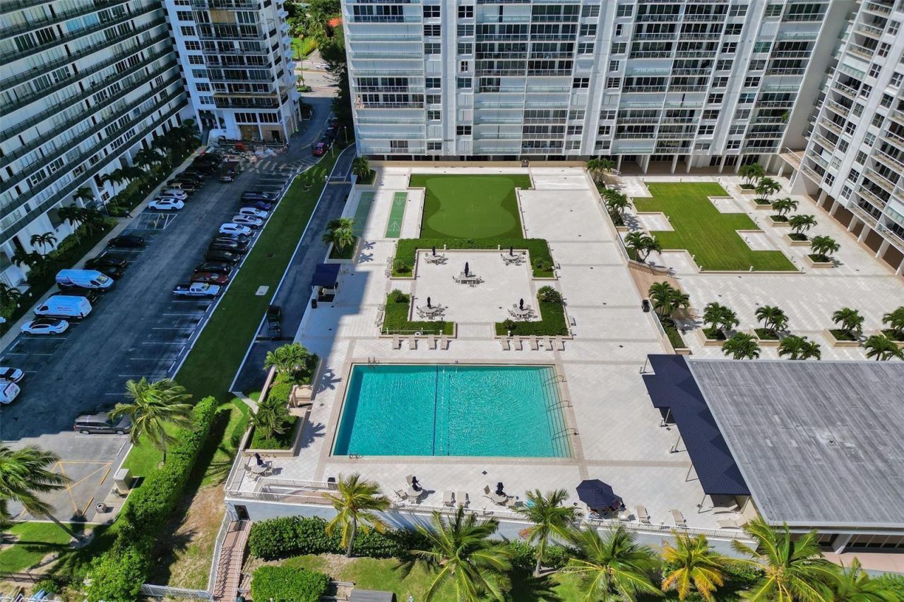 4300 N Ocean Boulevard, Unit 10M, Fort Lauderdale, FL 33308 Photo