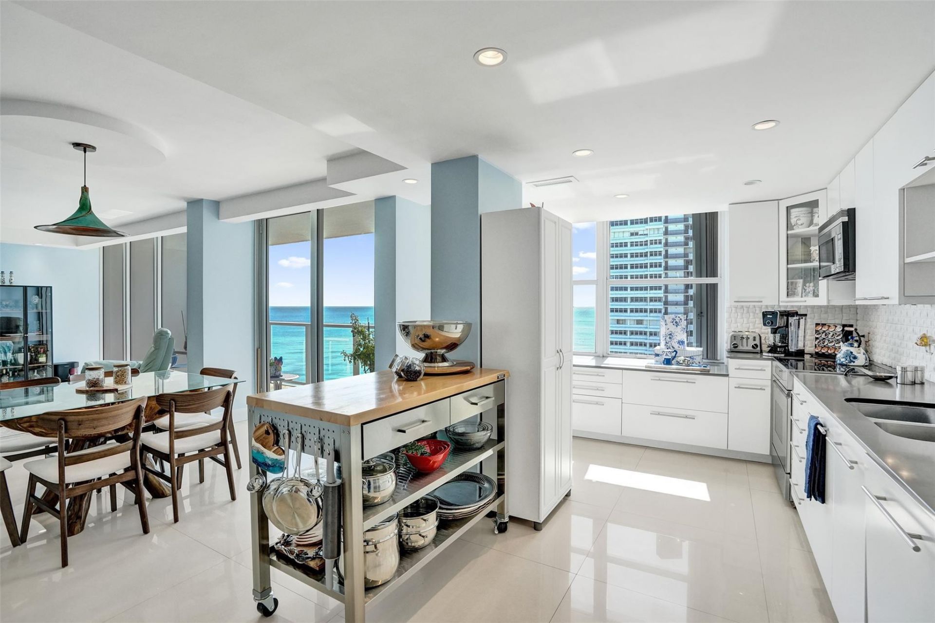 4300 N Ocean Boulevard, Unit 10M, Fort Lauderdale, FL 33308 Photo