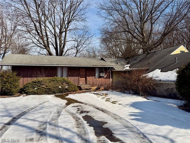 30447 Lorain Road, North Olmsted, OH 44070 Photo 12