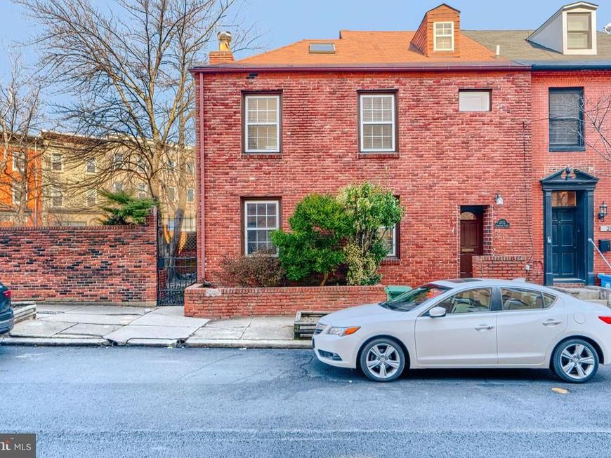 2102 Cambridge Street, Baltimore, MD 21231 Main Photo