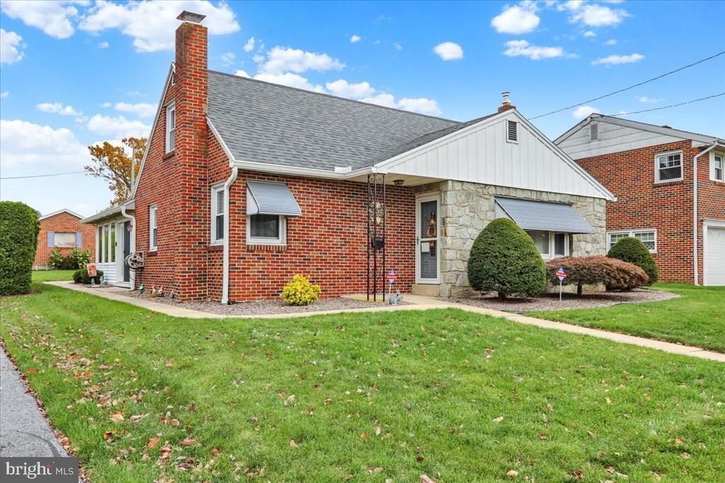 3423 Boyer Street, Reading, PA 19605 Main Photo