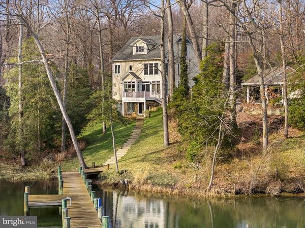 2656 A QUEEN ANNE CIRCLE, ANNAPOLIS, MD 21403