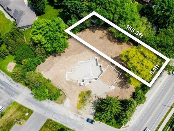 416 WOOLWICH Street, Waterloo, ON N2K2L3