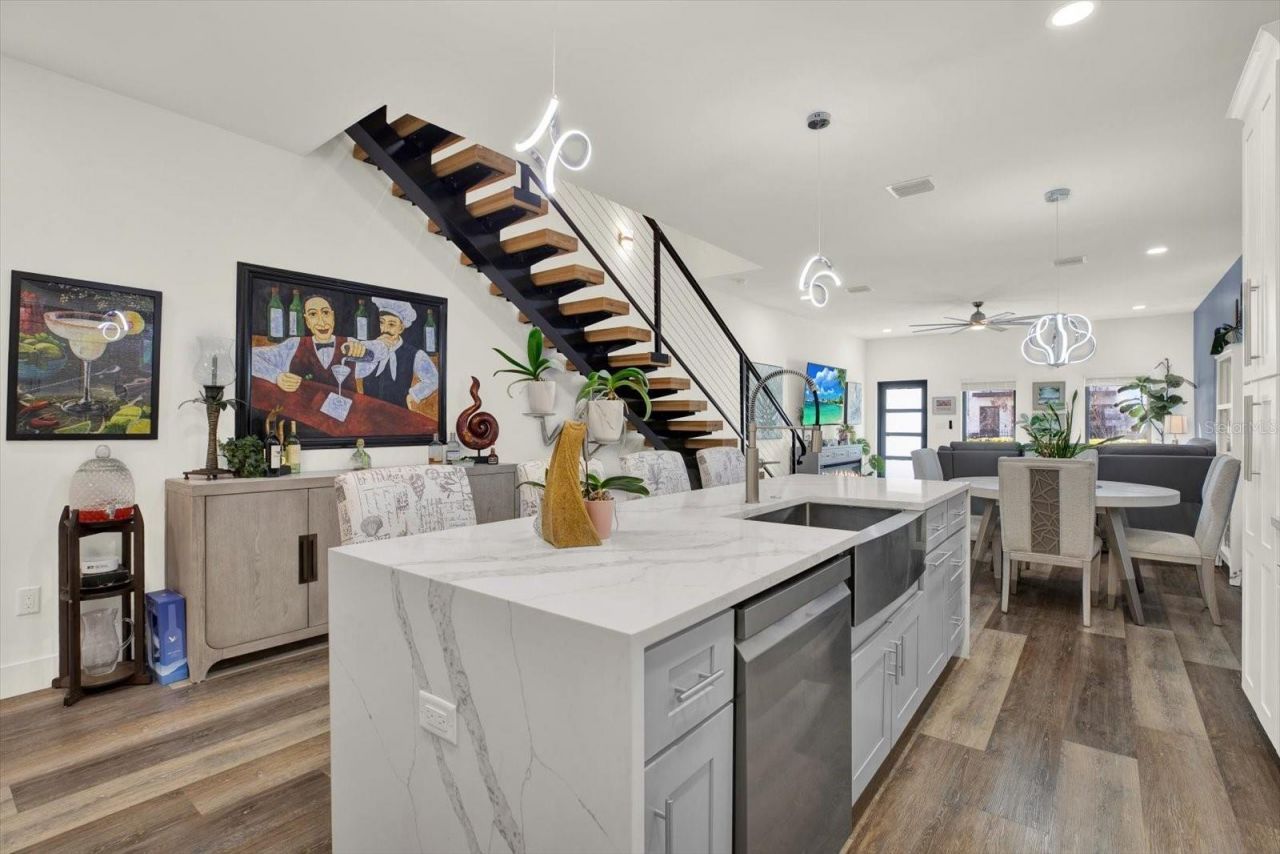 6203 64th Way N, Pinellas Park, FL 33781 Photo