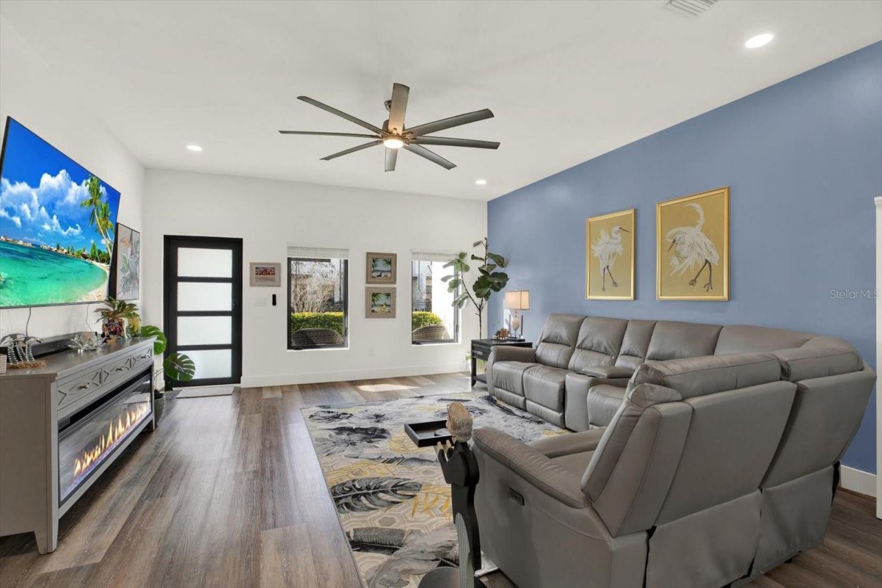 6203 64th Way N, Pinellas Park, FL 33781 Photo