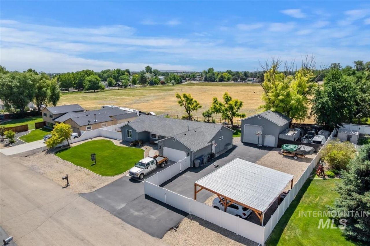 1601 Essington Ct, Nampa, ID 83686 Main Photo