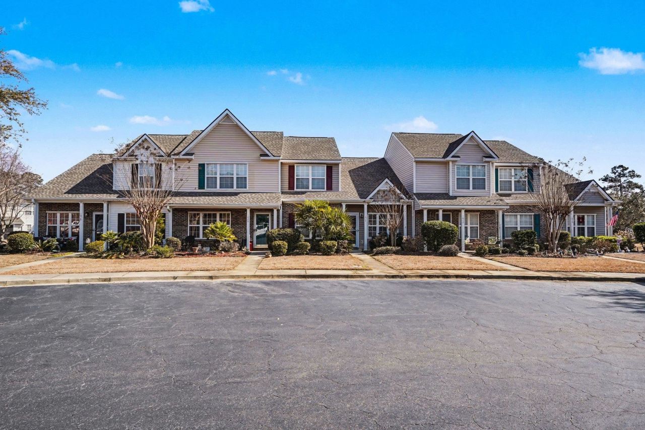 1022 Pinnacle Ln. Photo 1