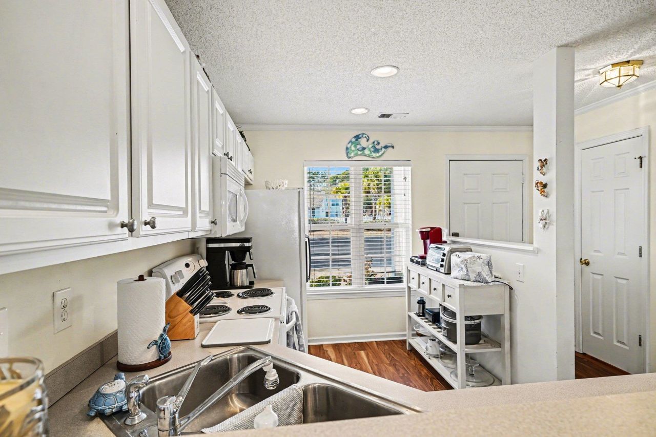 1022 Pinnacle Ln. Photo 10