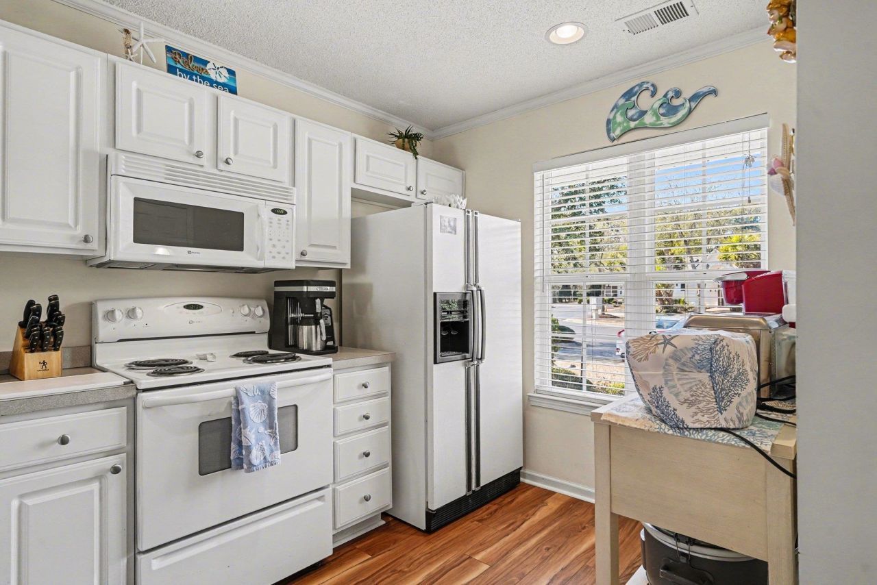 1022 Pinnacle Ln. Photo 8