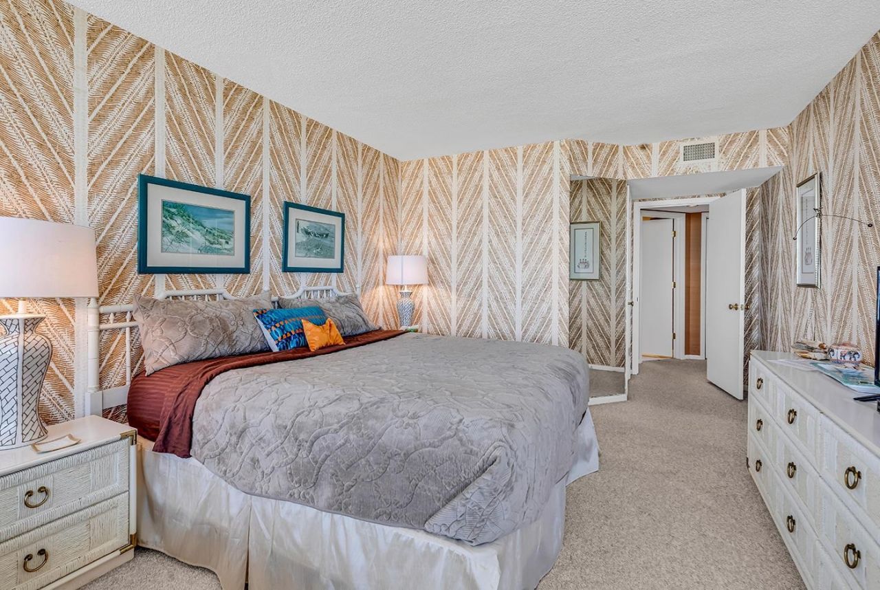 9650 Shore Dr. Photo 23