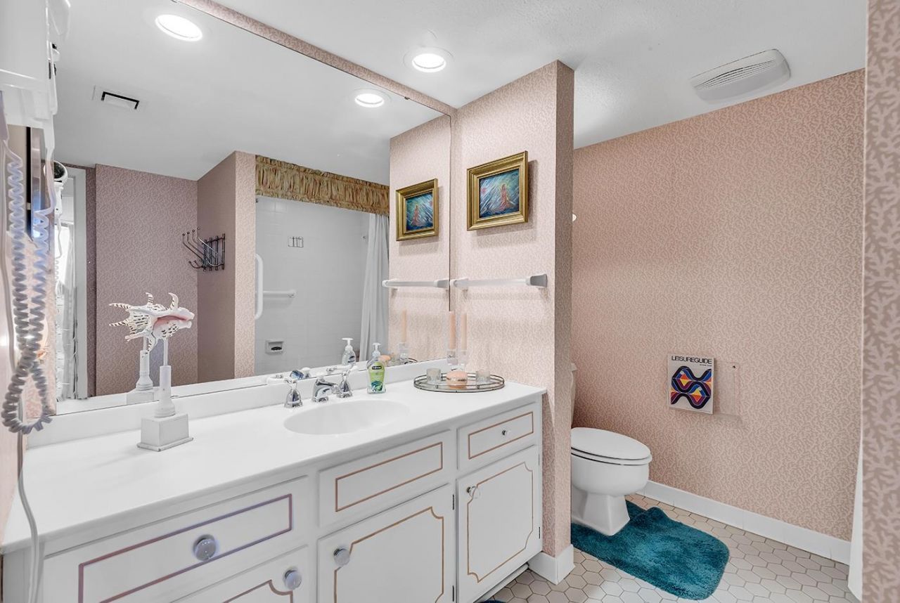 9650 Shore Dr. Photo 31