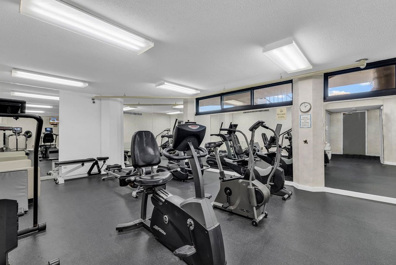 9650 Shore Dr. Photo 40