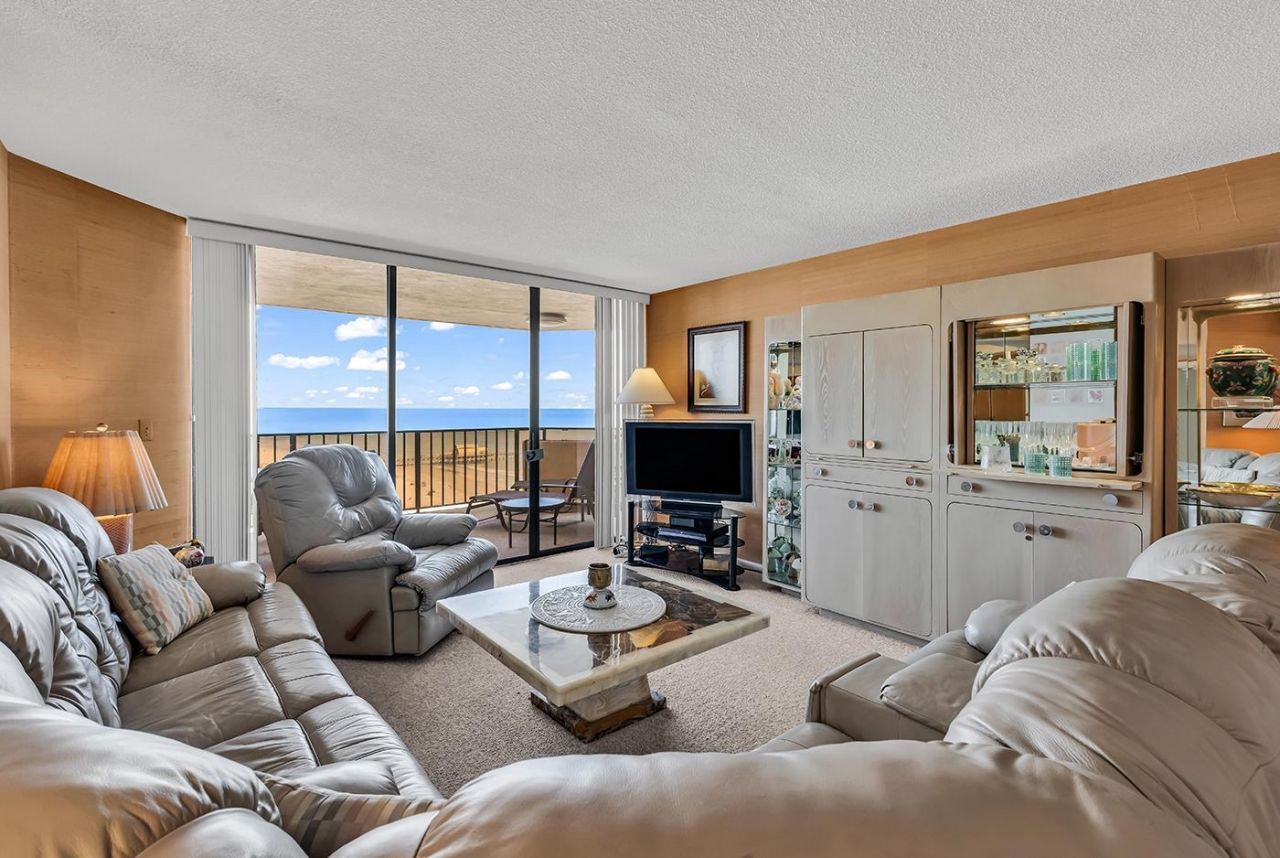 9650 Shore Dr. Photo 5