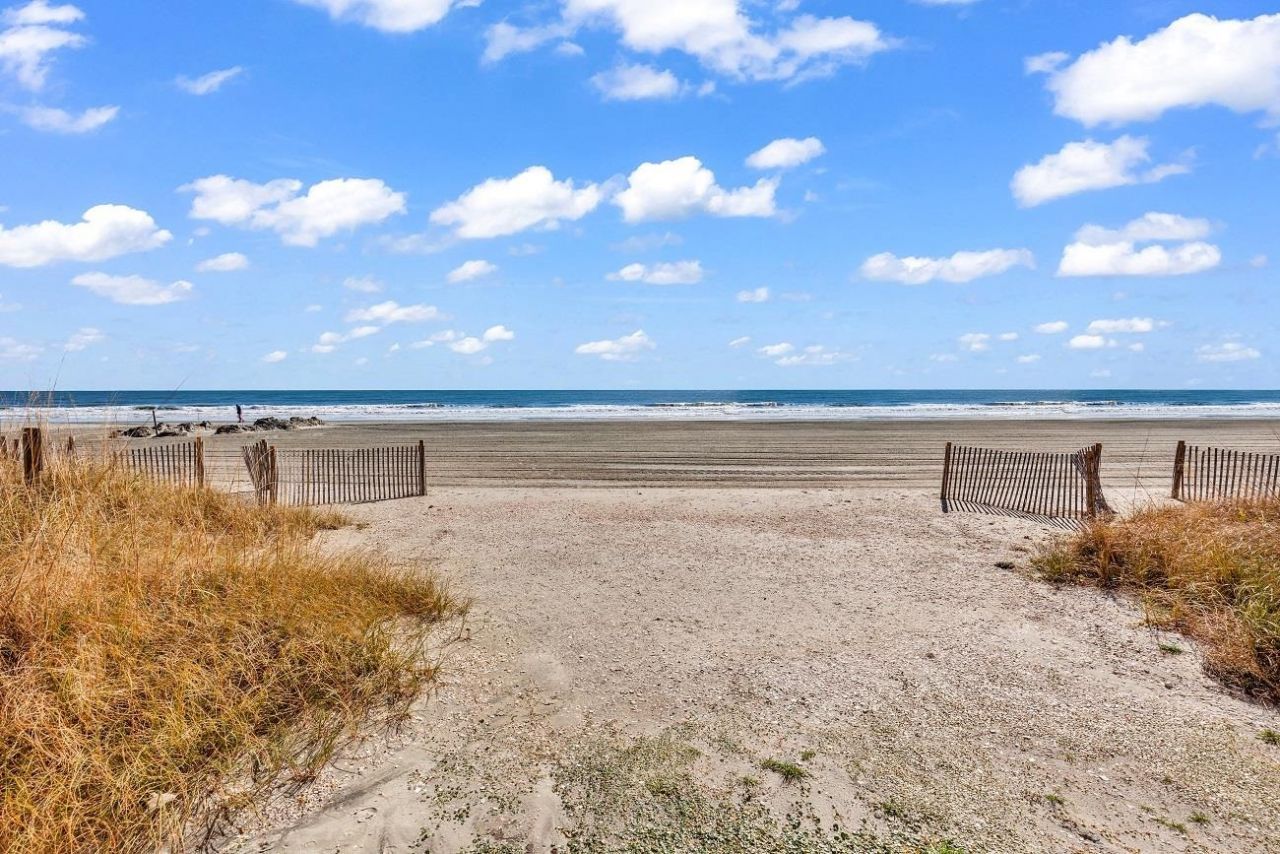 9650 Shore Dr. Photo 73