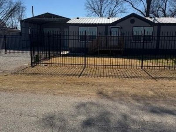 117 M Anthony Loop, Graford, TX 76449