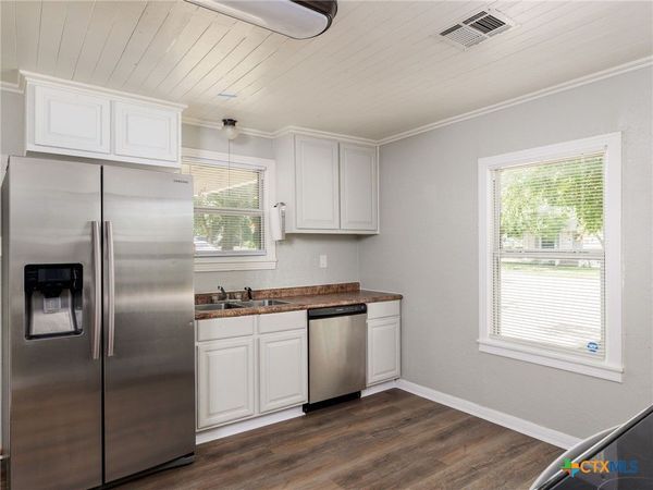 207 W 14th Avenue, Belton, TX 76513