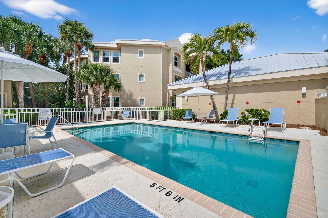 5663 Baltusrol Ct, Unit 3B, Sanibel, FL 33957 Photo