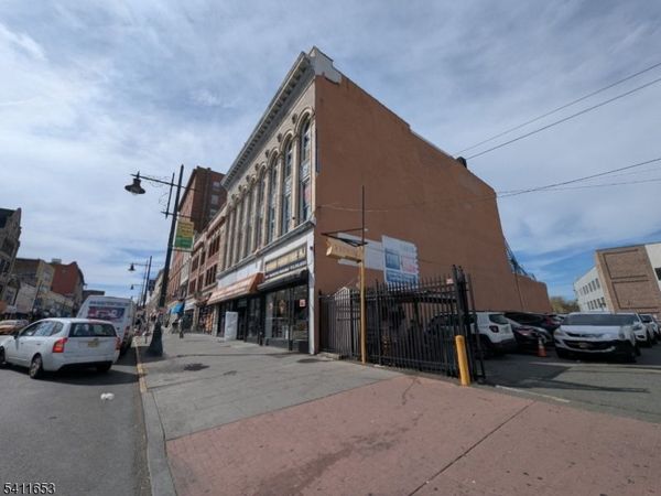 203 Market St, Paterson, NJ 07505