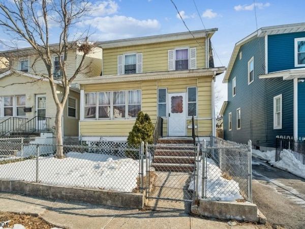 7 Wolf Pl, Irvington, NJ 07111